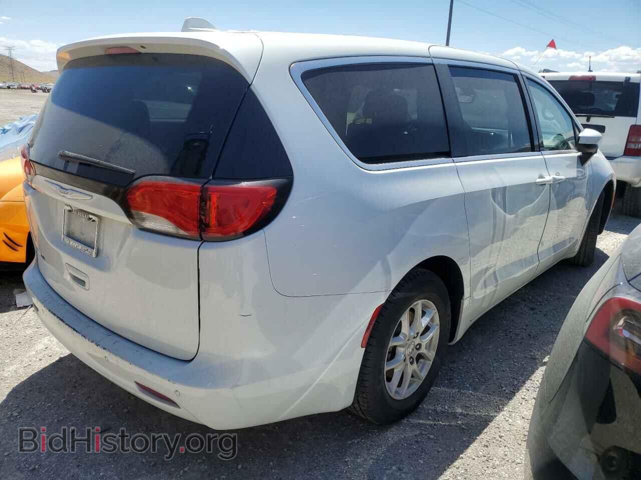 2017 CHRYSLER PACIFICA - VIN: 2C4RC1CGXHR837286 - Фото 3