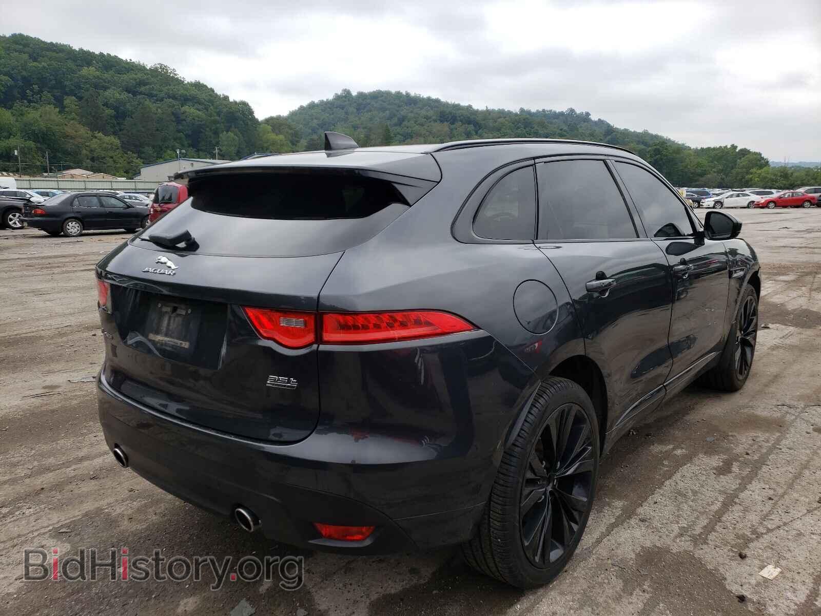 2017 JAGUAR F-PACE - VIN: SADCL2BVXHA060564 - Фото 4