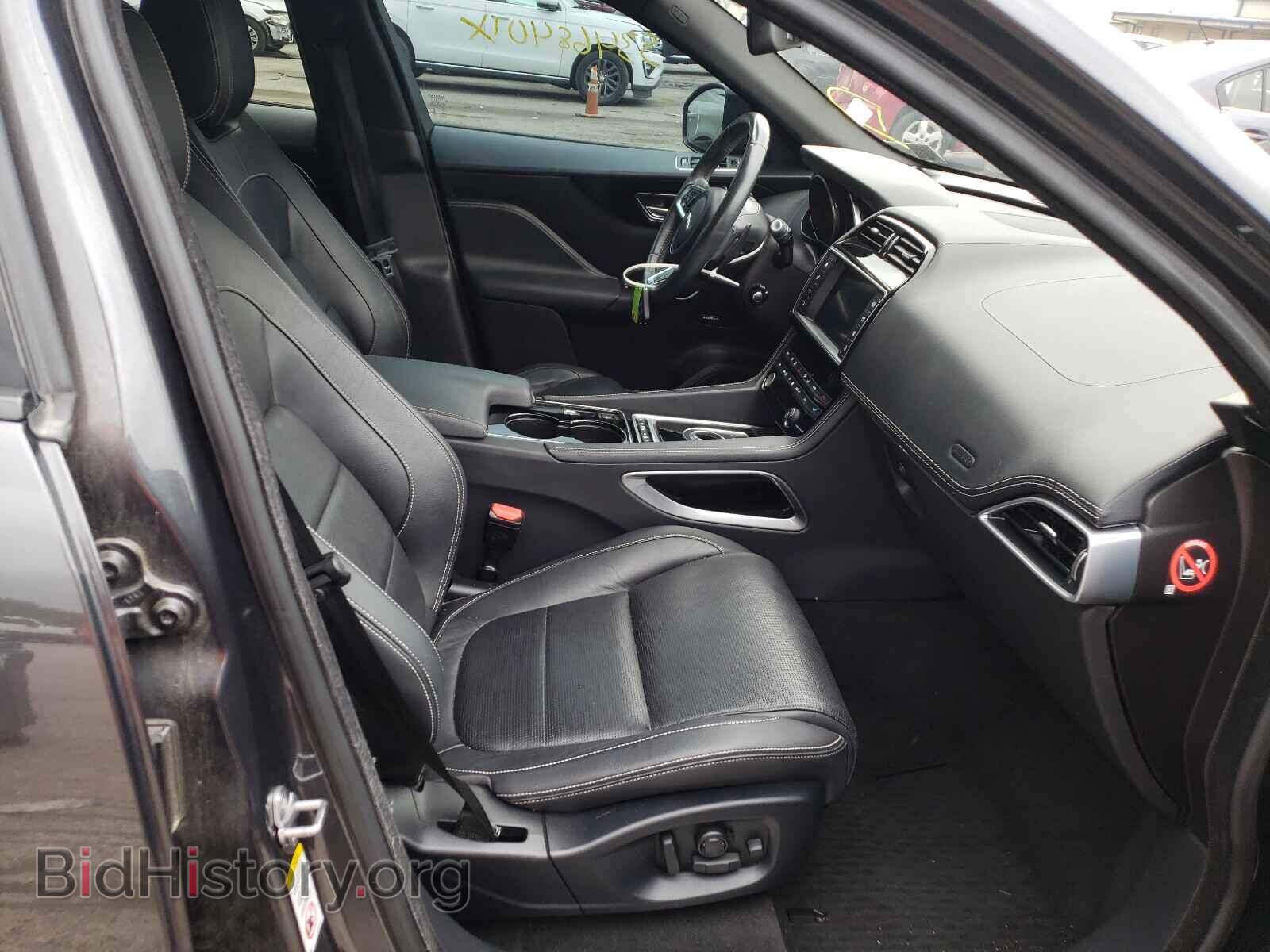 2017 JAGUAR F-PACE - VIN: SADCL2BVXHA060564 - Фото 5
