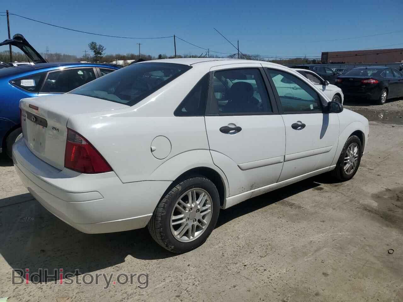 2005 FORD FOCUS - VIN: 1FAFP34N05W116810 - Фото 3