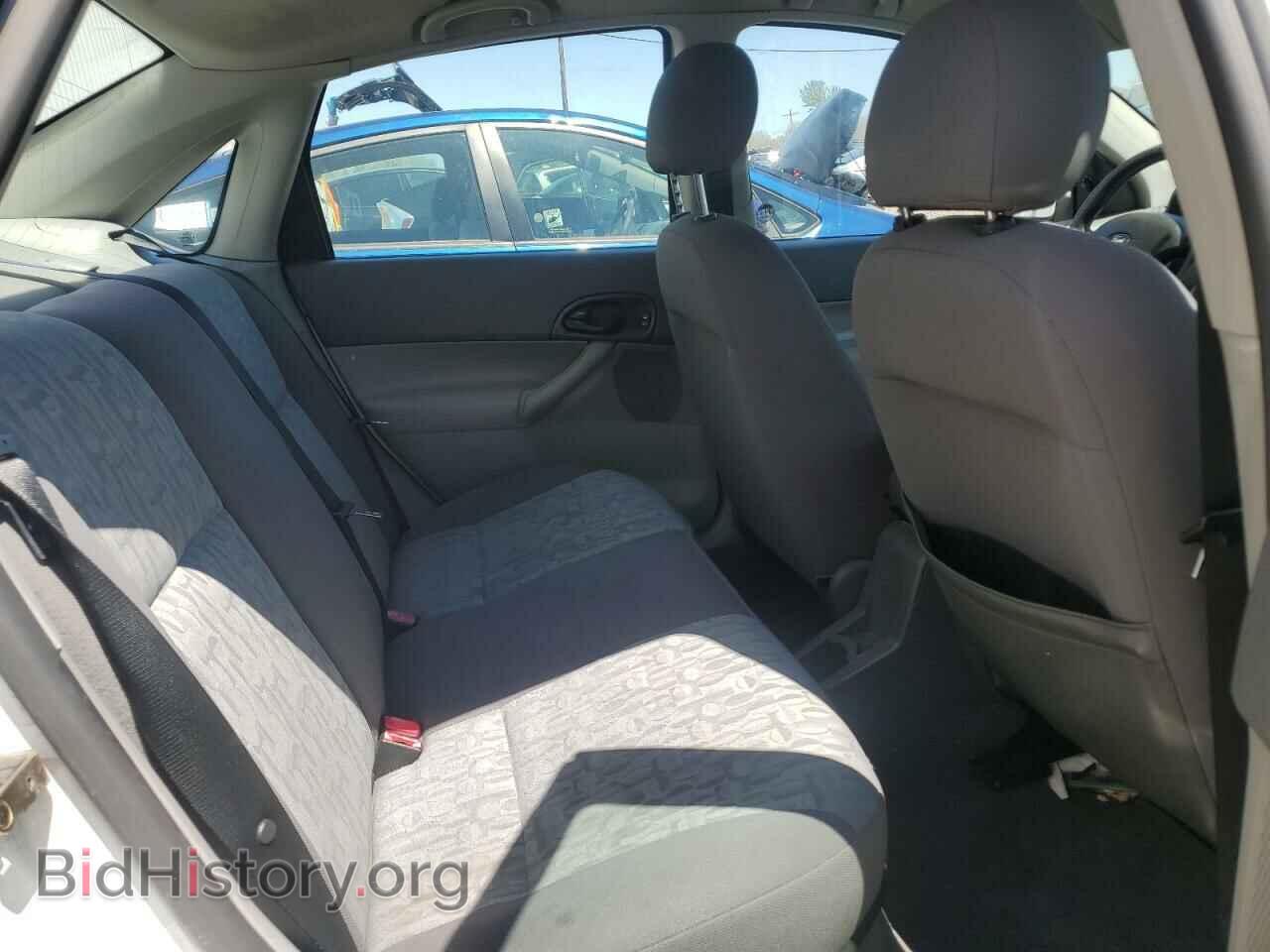2005 FORD FOCUS - VIN: 1FAFP34N05W116810 - Фото 10