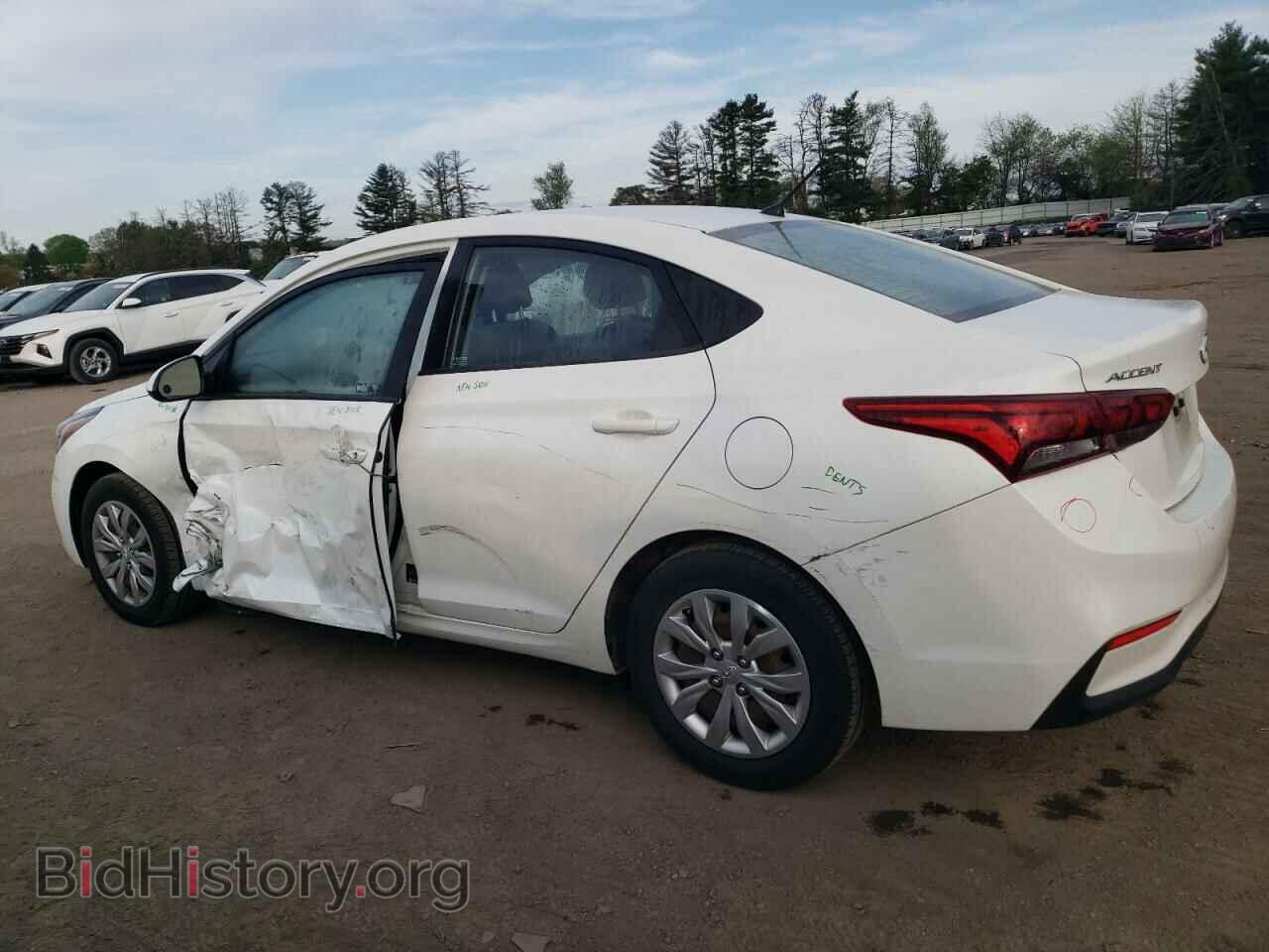 2018 HYUNDAI ACCENT - VIN: 3KPC24A30JE015033 - Фото 2
