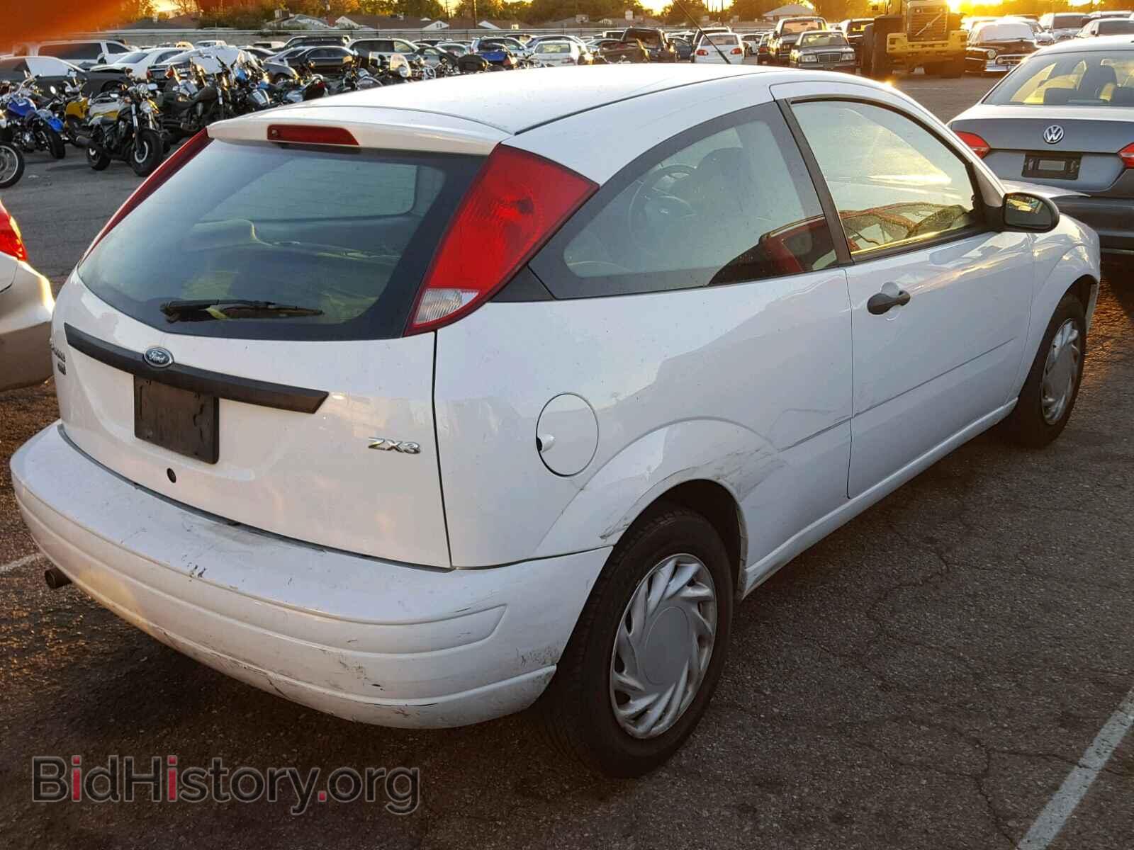 2005 FORD FOCUS - VIN: 3FAFP31N35R139277 - Фото 4