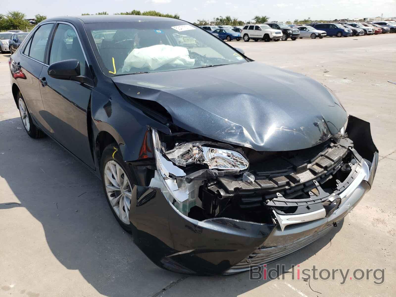 Photo 4T4BF1FK2FR468949 - TOYOTA CAMRY 2015