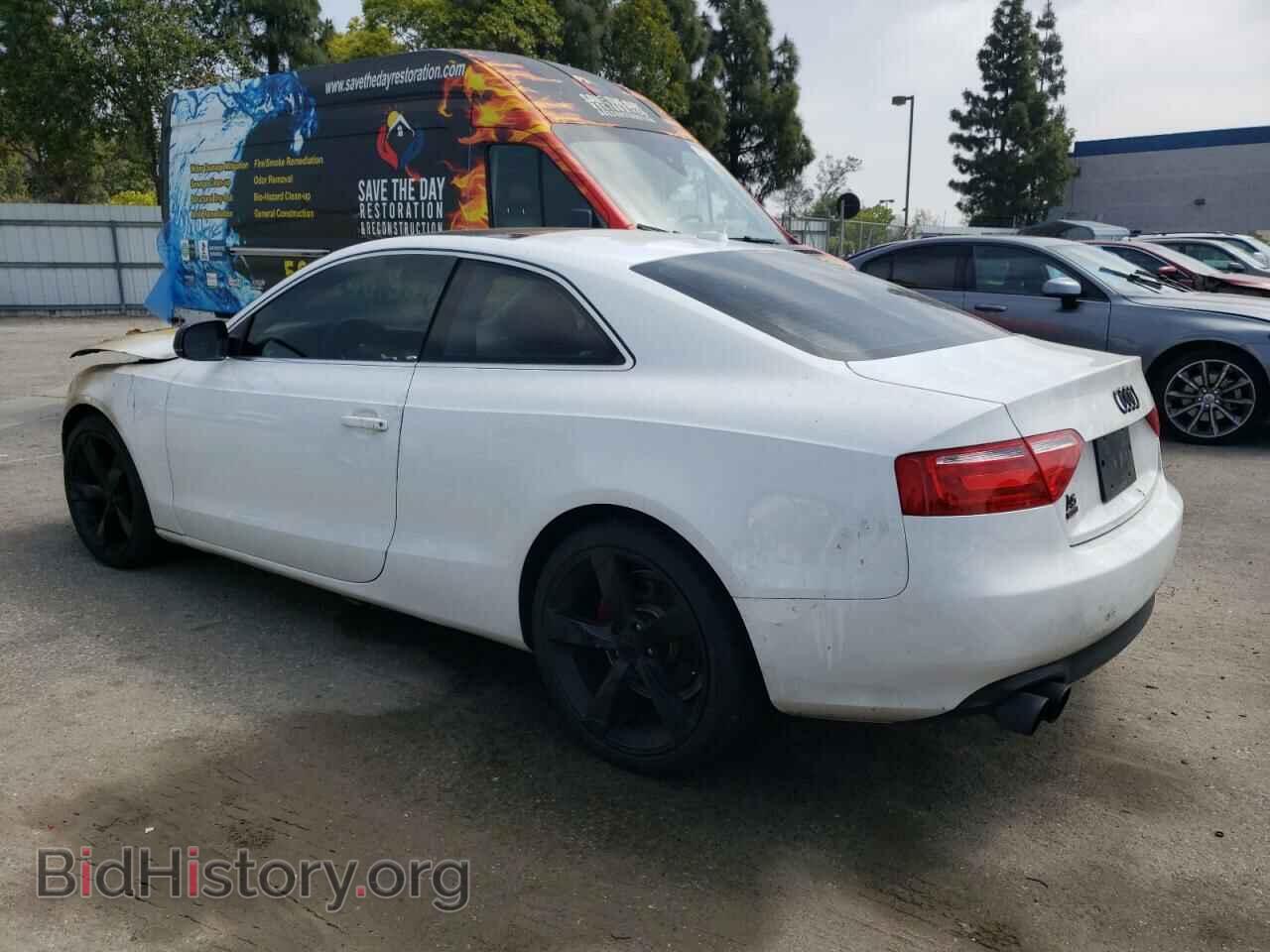 2011 AUDI A5 - VIN: WAUCFAFRXBA080179 - Фото 2