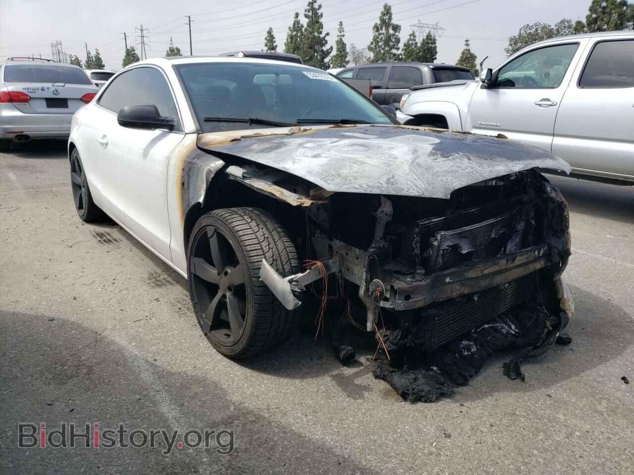 2011 AUDI A5 - VIN: WAUCFAFRXBA080179 - Фото 4