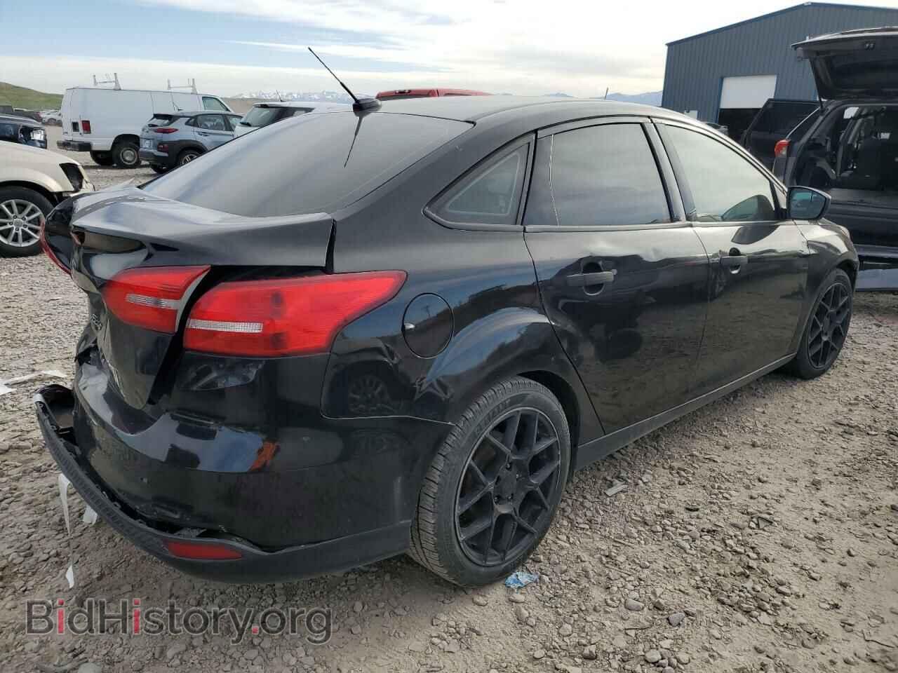 2016 FORD FOCUS - VIN: 1FADP3E21GL263136 - Фото 3