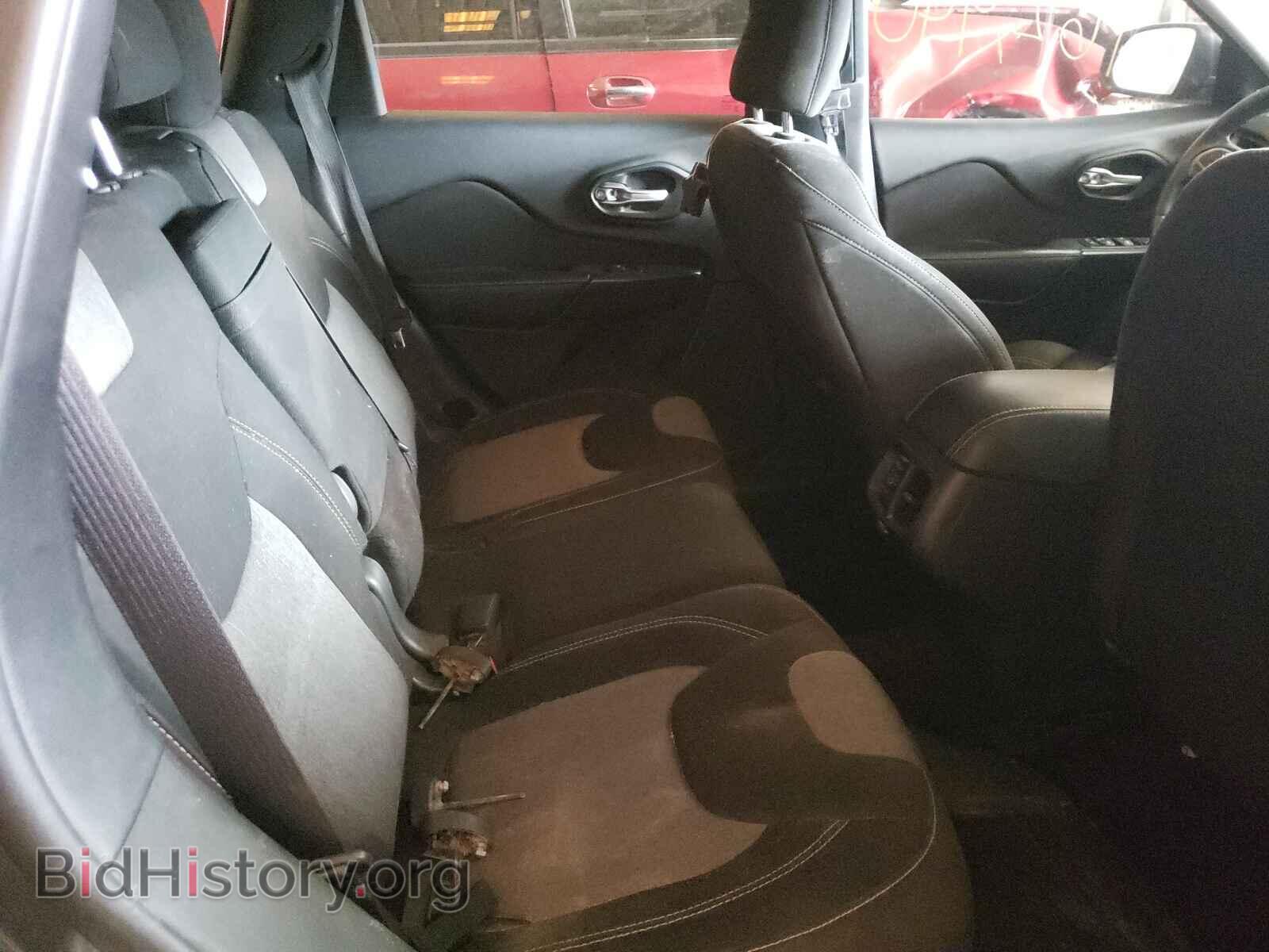 2016 JEEP CHEROKEE - VIN: 1C4PJMAB5GW333143 - Фото 6