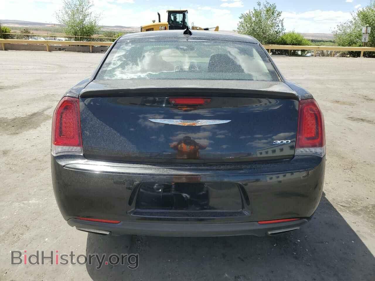 2019 CHRYSLER 300 - VIN: 2C3CCAAG7KH565077 - Фото 6