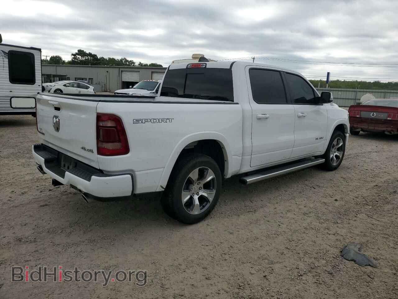 2021 RAM 1500 - VIN: 1C6SRFJT5MN548568 - Фото 3