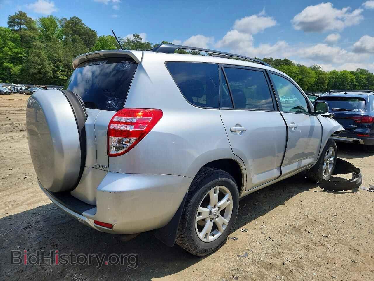 2011 TOYOTA RAV4 - VIN: 2T3BF4DV4BW111668 - Фото 3