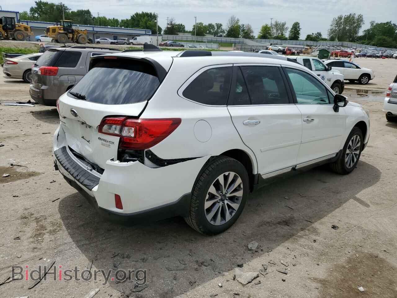 2017 SUBARU OUTBACK - VIN: 4S4BSATCXH3247613 - Фото 3