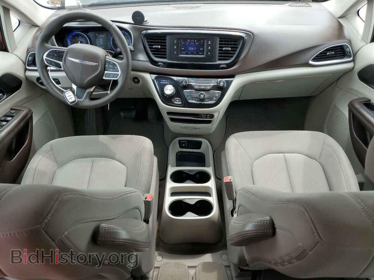 2017 CHRYSLER PACIFICA - VIN: 2C4RC1CG3HR608612 - Фото 8