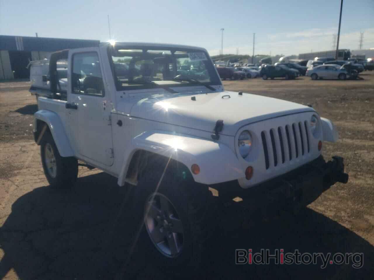 Photo 1J4AA2D19AL181867 - JEEP WRANGLER 2010