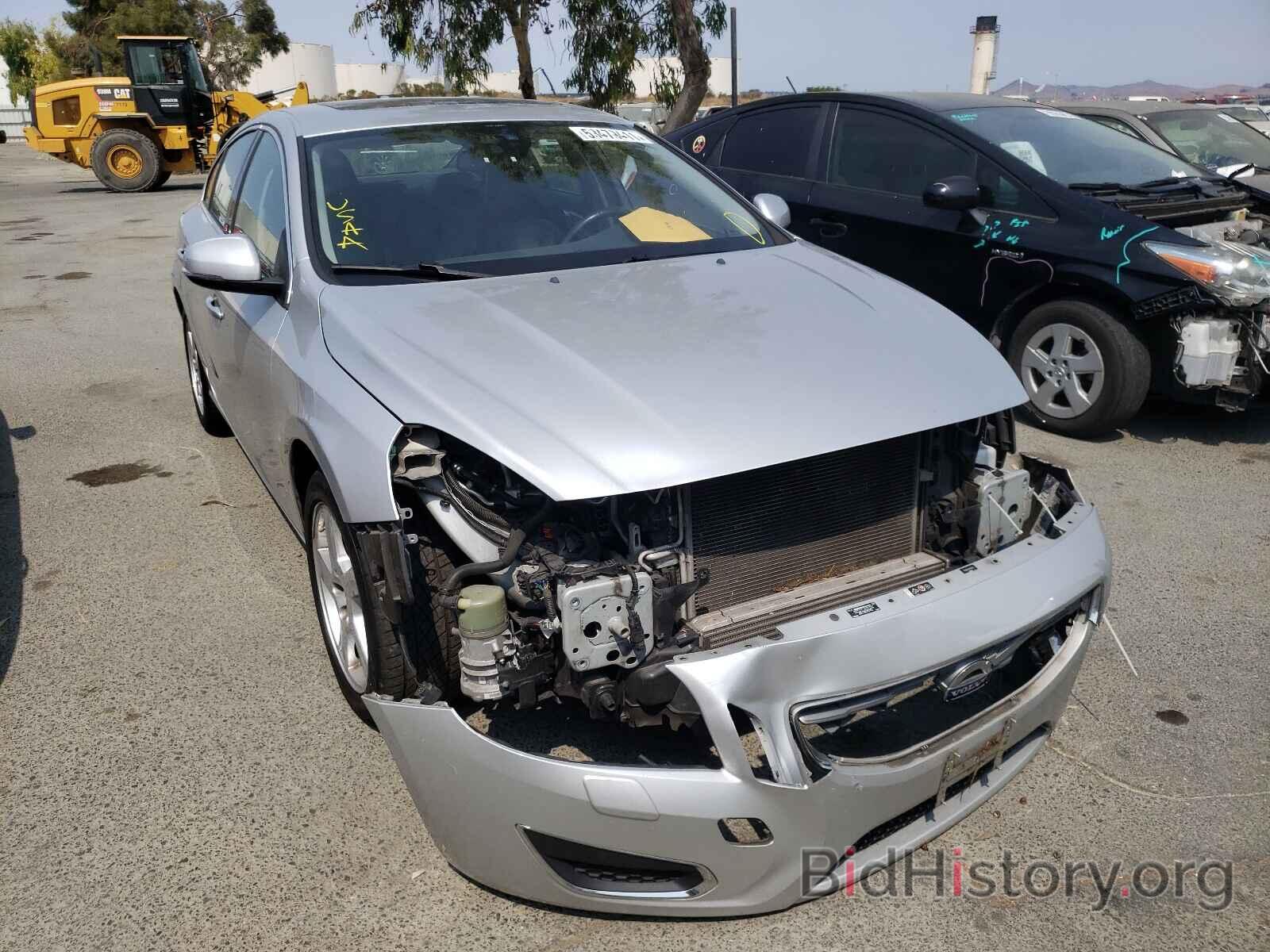 Photo YV1622FS0C2128122 - VOLVO S60 2012