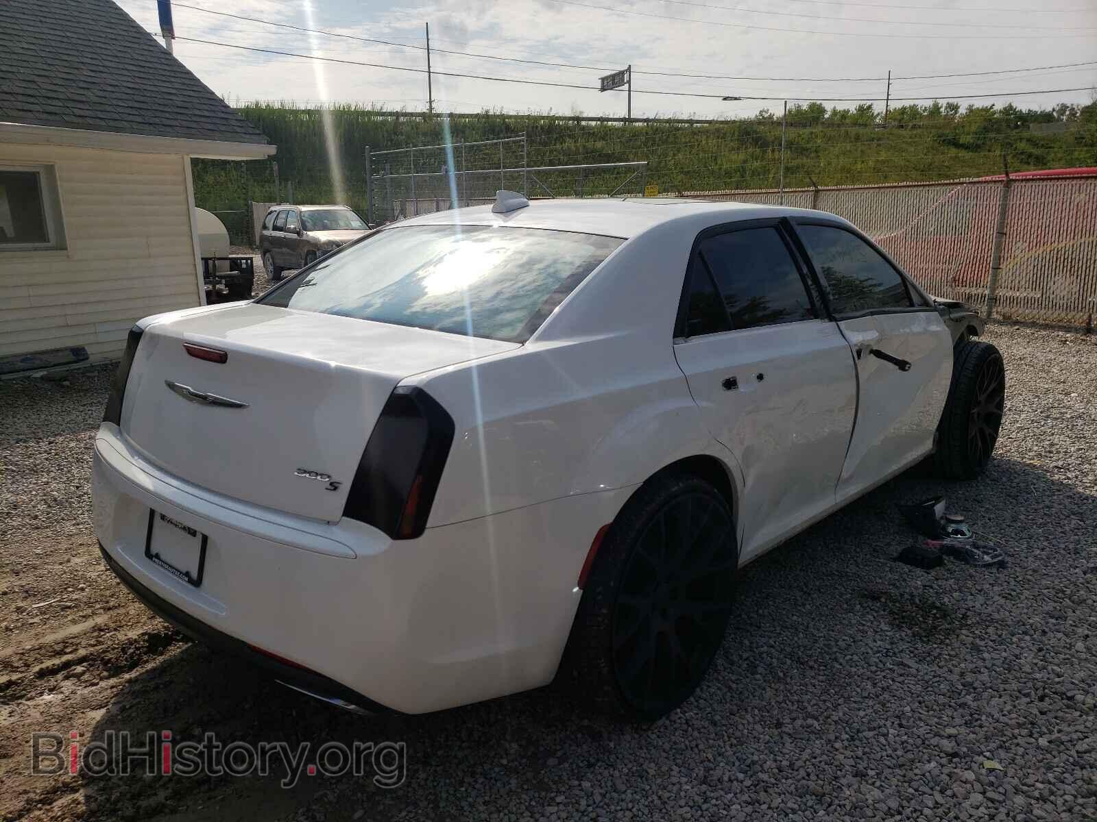 2015 CHRYSLER 300 - VIN: 2C3CCABG6FH894003 - Фото 4