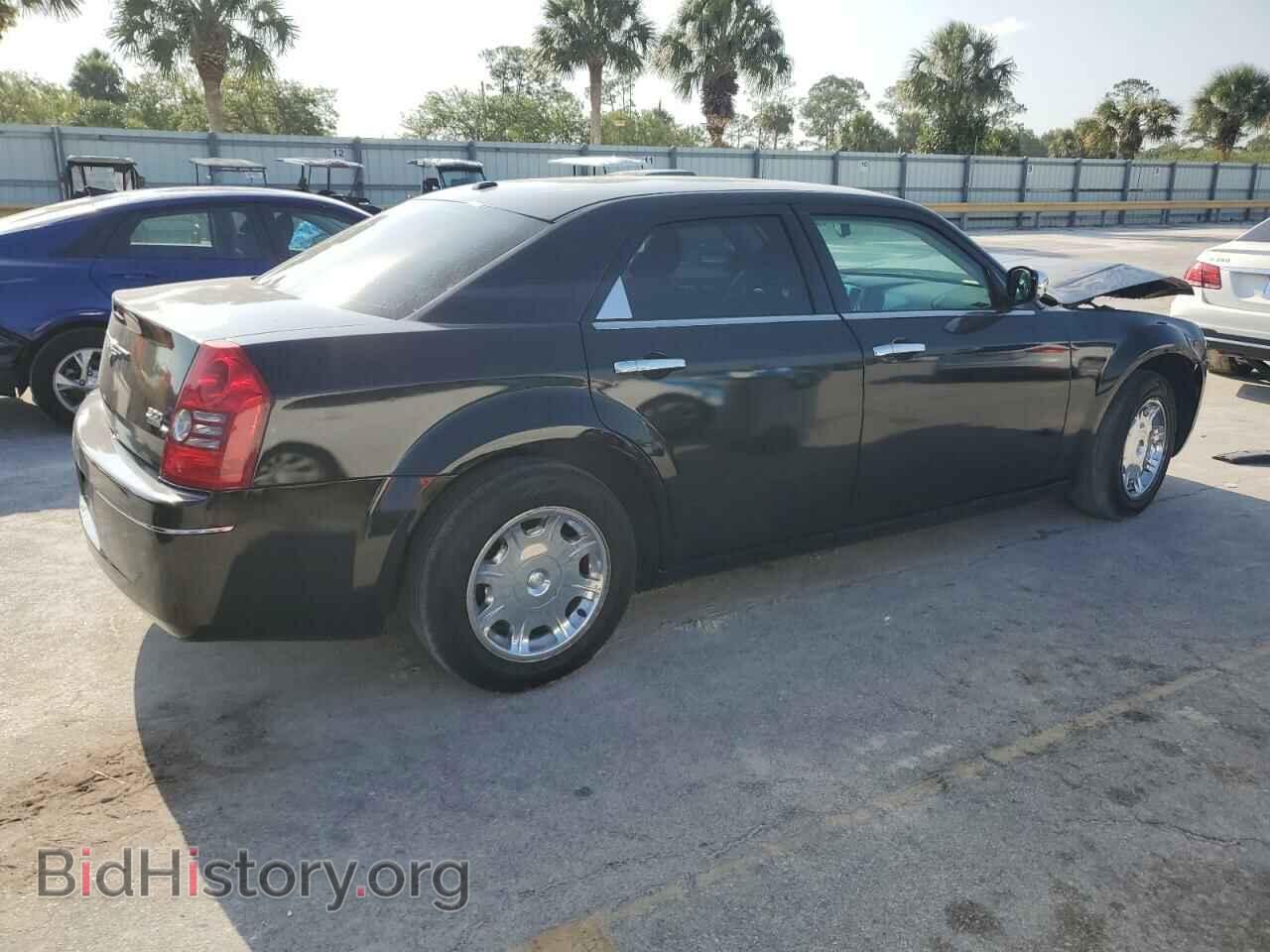 2010 CHRYSLER 300 - VIN: 2C3CA5CV1AH301960 - Фото 3