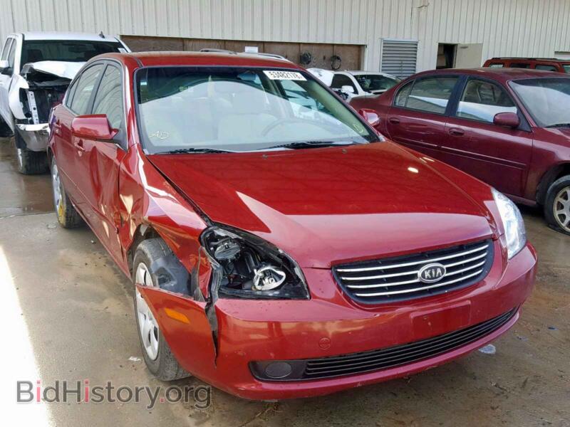 2008 Kia OPTIMA Optima LX (VIN KNAGE123185229246) — photo 1 of 10, Copart, damage: side