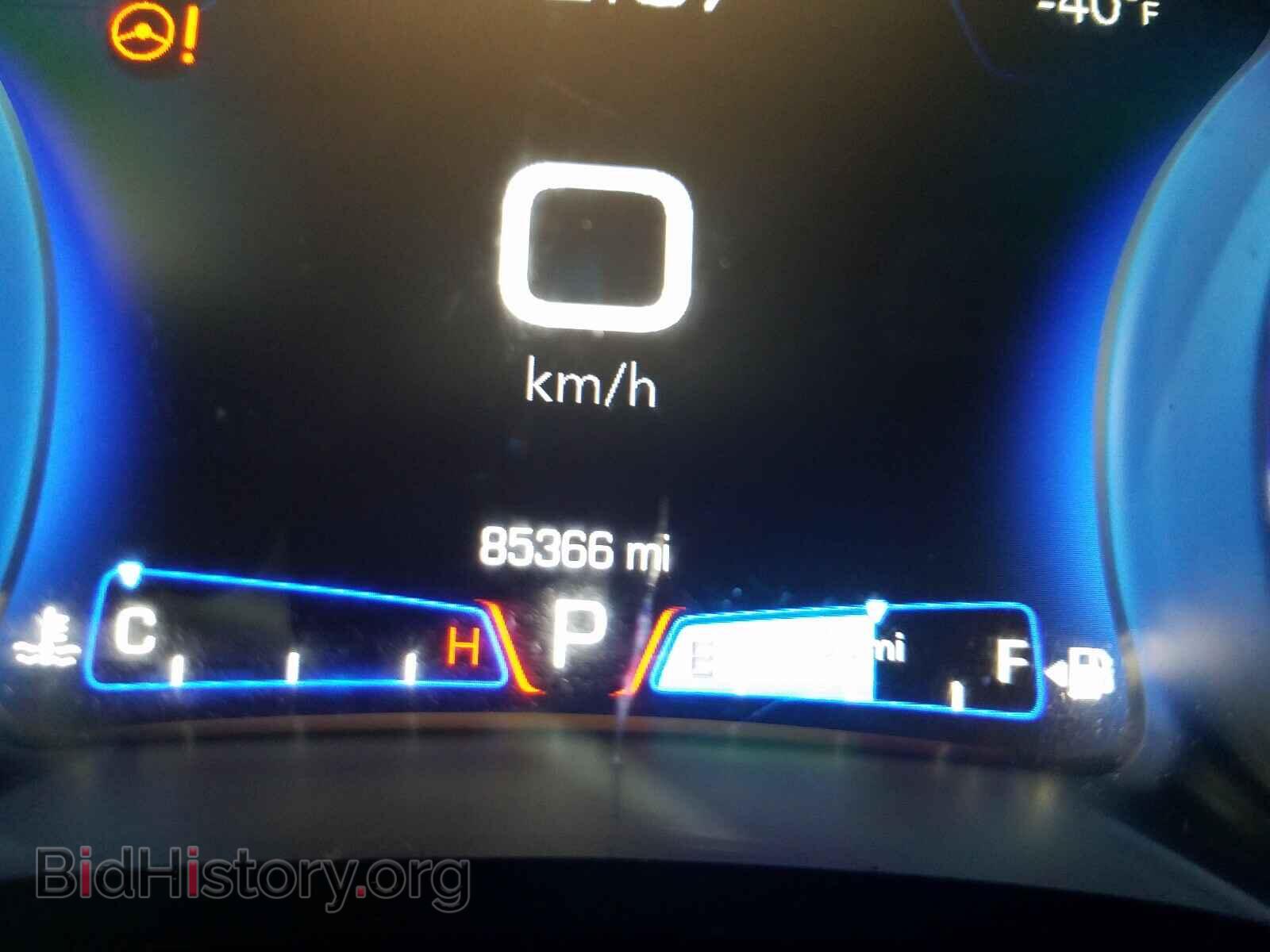 2015 CHRYSLER 300 - VIN: 2C3CCAGG8FH773093 - Фото 8