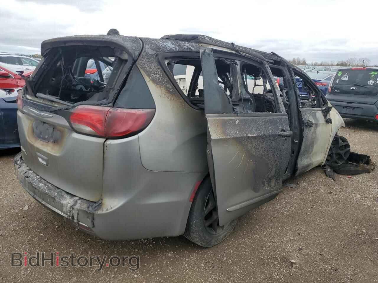 2018 CHRYSLER PACIFICA - VIN: 2C4RC1EG1JR139362 - Фото 3