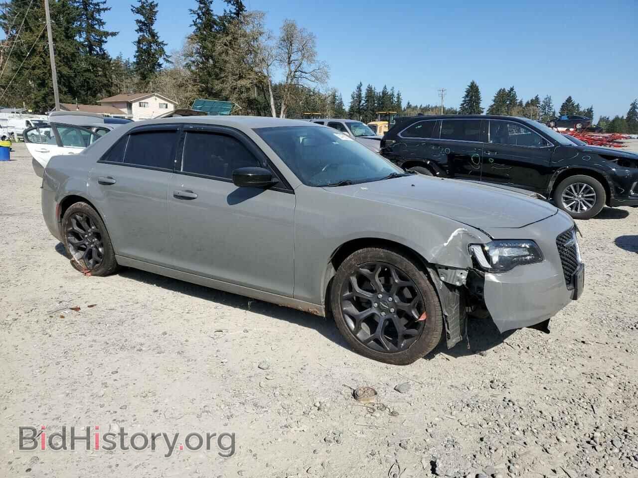 2019 CHRYSLER 300 - VIN: 2C3CCAAG9KH700902 - Фото 4