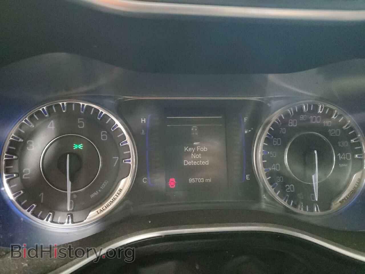 2016 CHRYSLER 200 - VIN: 1C3CCCAB5GN192426 - Фото 9