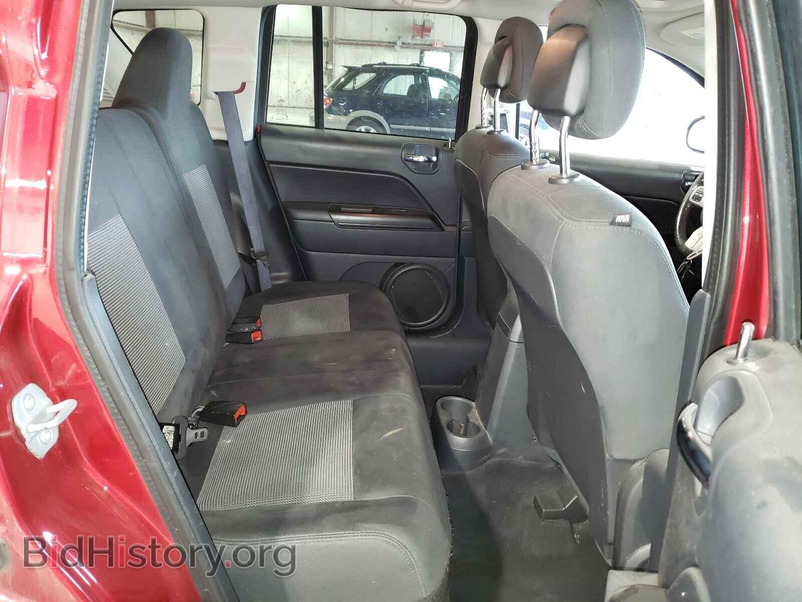 2011 JEEP COMPASS - VIN: 1J4NF1FBXBD134779 - Photo 6