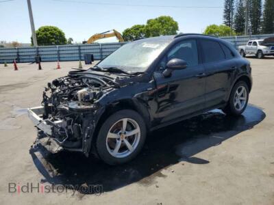 2018 Porsche MACAN, black — VIN WP1AA2A51JLB20217, Copart