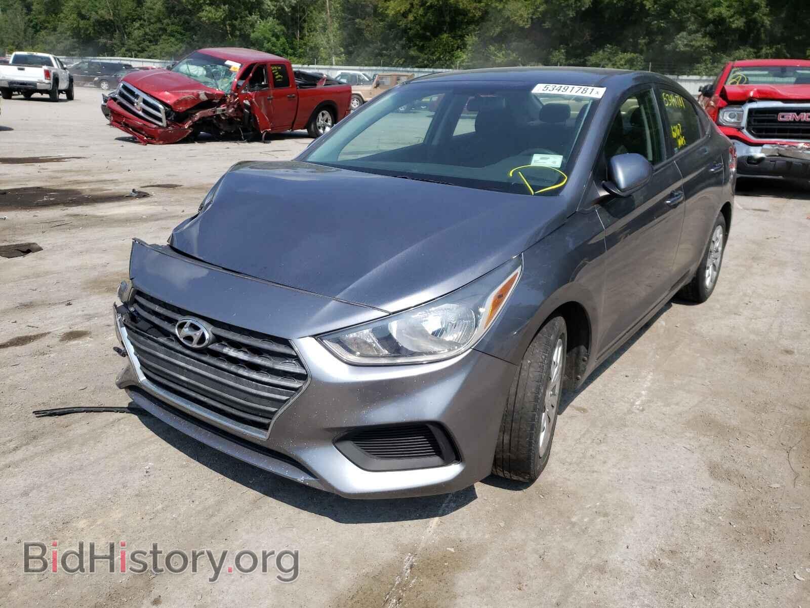 2018 HYUNDAI ACCENT - VIN: 3KPC24A32JE018600 - Фото 2