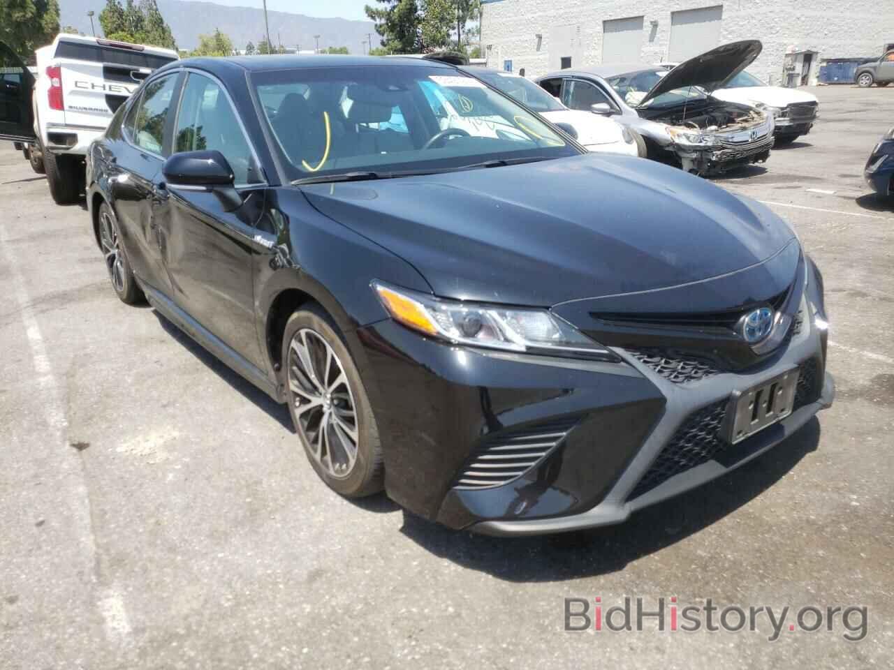 Photo 4T1B21HK1JU005938 - TOYOTA CAMRY 2018