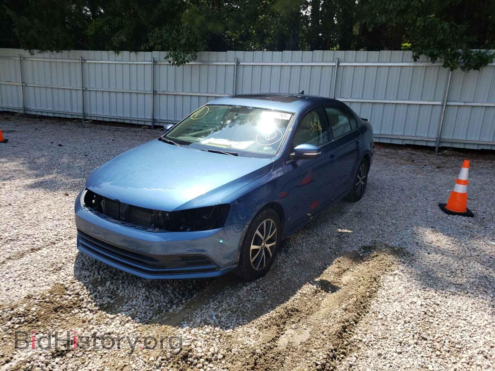 2017 VOLKSWAGEN JETTA - VIN: 3VWDB7AJ4HM226298 - Фото 2
