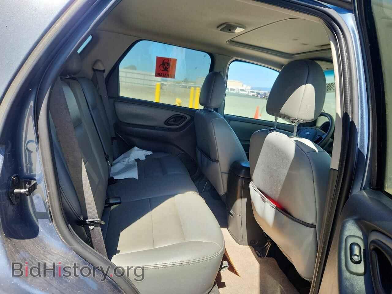 2006 FORD ESCAPE - VIN: 1FMCU93176KB00390 - Фото 11