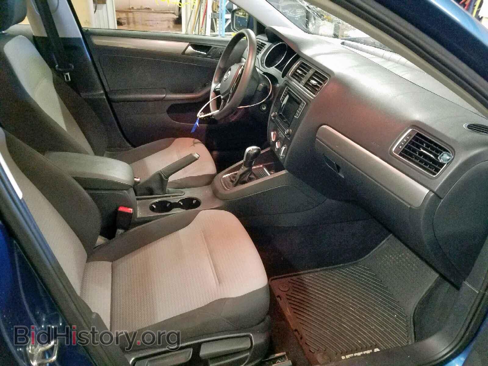 2017 VOLKSWAGEN JETTA - VIN: 3VW2B7AJ3HM281946 - Photo 5