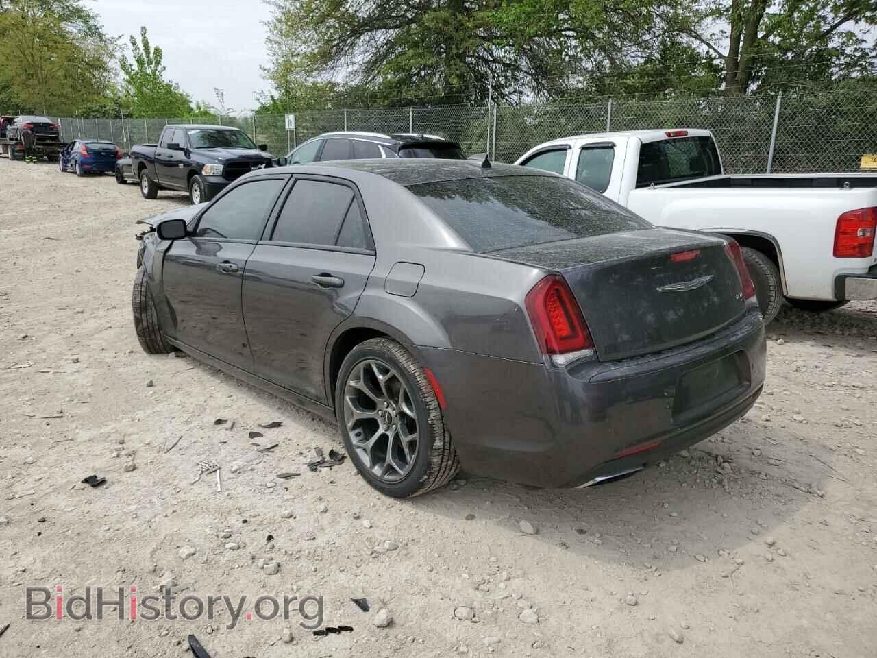 2018 CHRYSLER 300 - VIN: 2C3CCABG5JH152698 - Фото 2