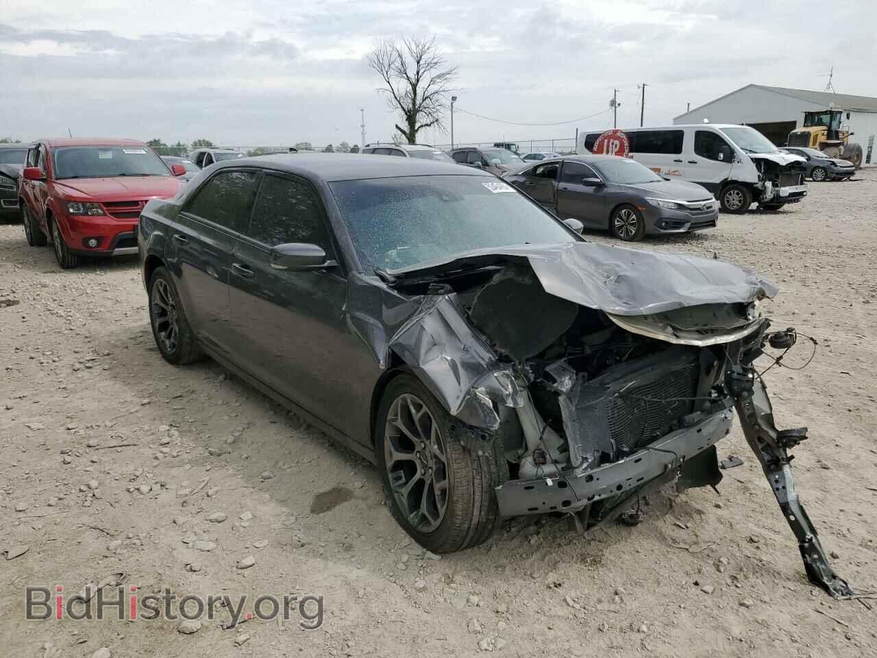 2018 CHRYSLER 300 - VIN: 2C3CCABG5JH152698 - Фото 4