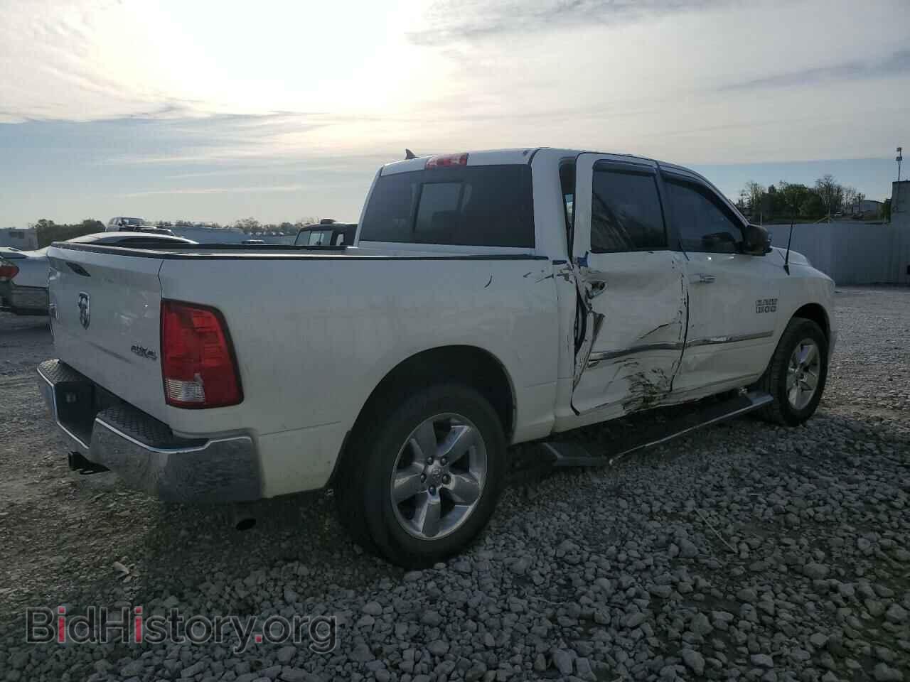 2016 RAM 1500 - VIN: 1C6RR7LG2GS330405 - Photo 3
