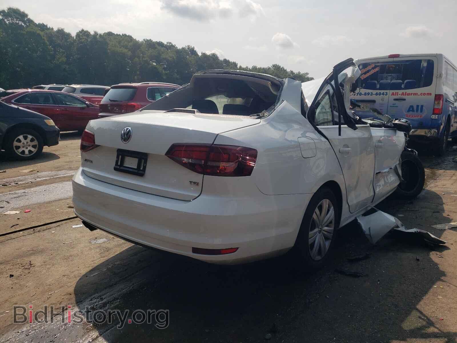 2017 VOLKSWAGEN JETTA - VIN: 3VW2B7AJ4HM294091 - Фото 4