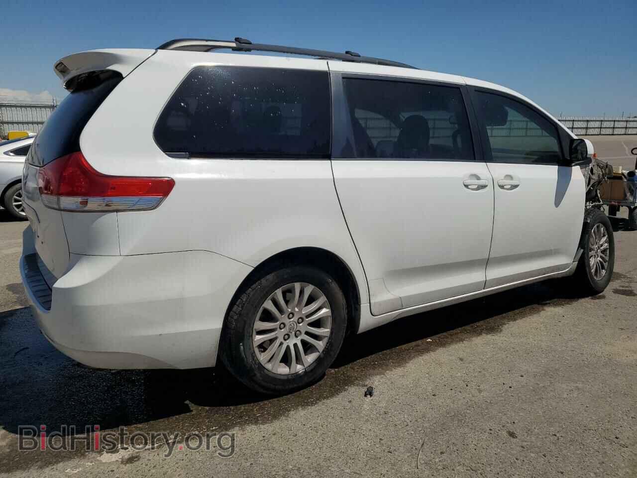 2011 TOYOTA All Models - VIN: 5TDYK3DCXBS009615 - Фото 3