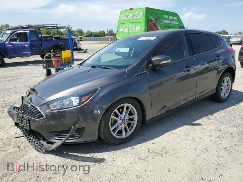 2017 Ford FOCUS SE (VIN 1FADP3K25HL232199) — photo 1 of 14, Copart, damage: front end