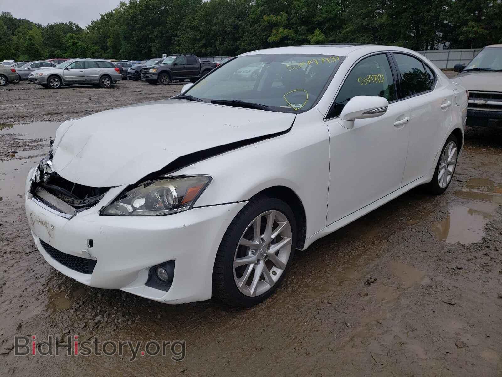 2011 LEXUS IS - VIN: JTHCF5C20B5048950 - Фото 2