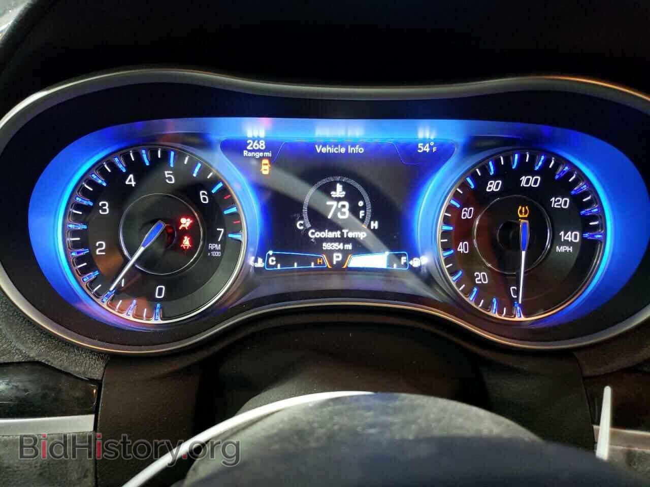 2016 CHRYSLER 300 - VIN: 2C3CCAEG3GH343301 - Фото 9