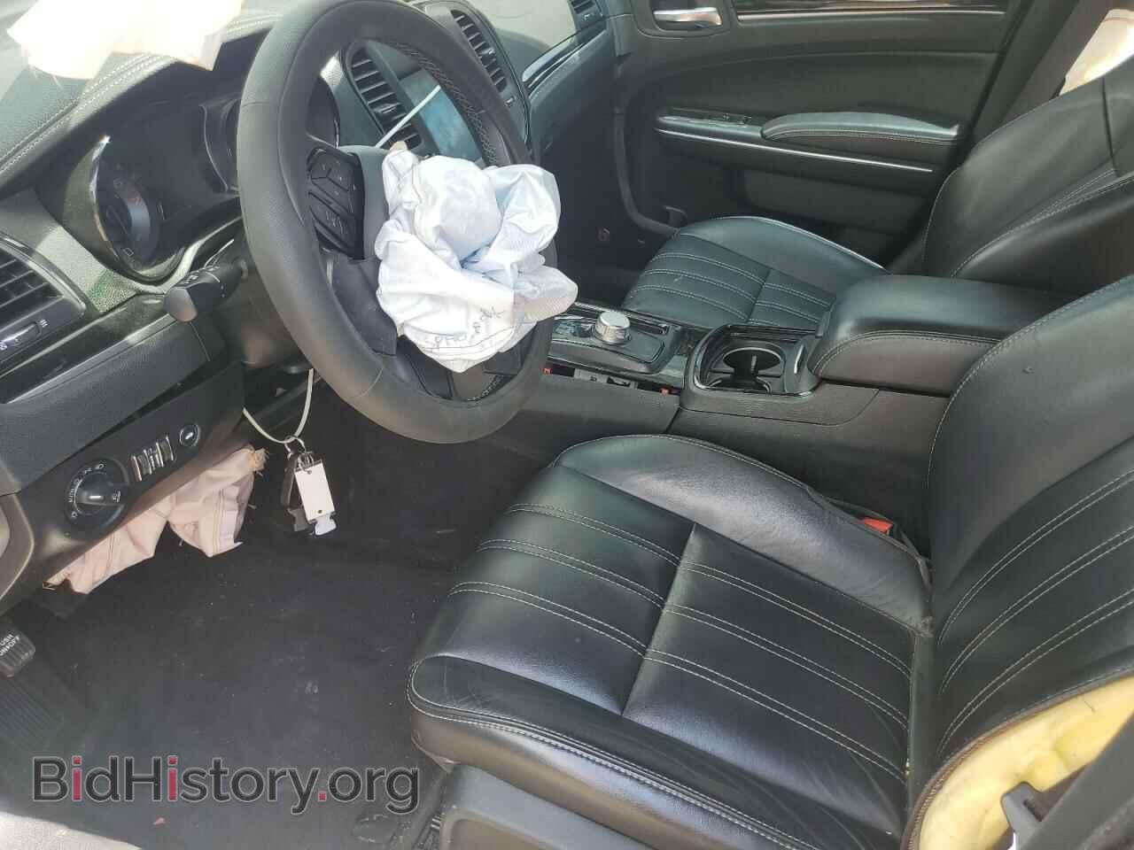 2018 CHRYSLER 300 - VIN: 2C3CCABG2JH269641 - Фото 7
