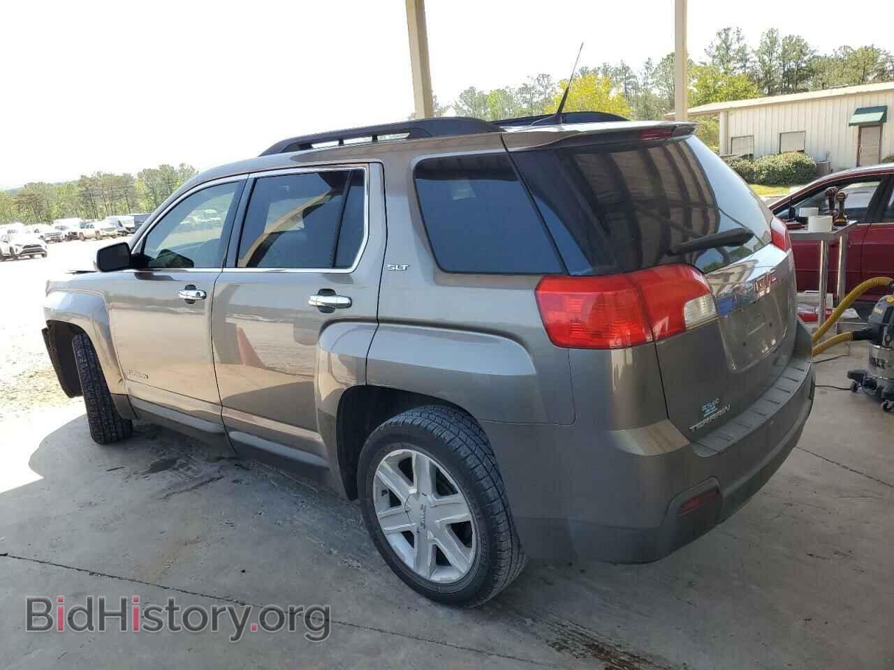 2011 GMC TERRAIN - VIN: 2CTALUEC8B6362565 - Photo 2
