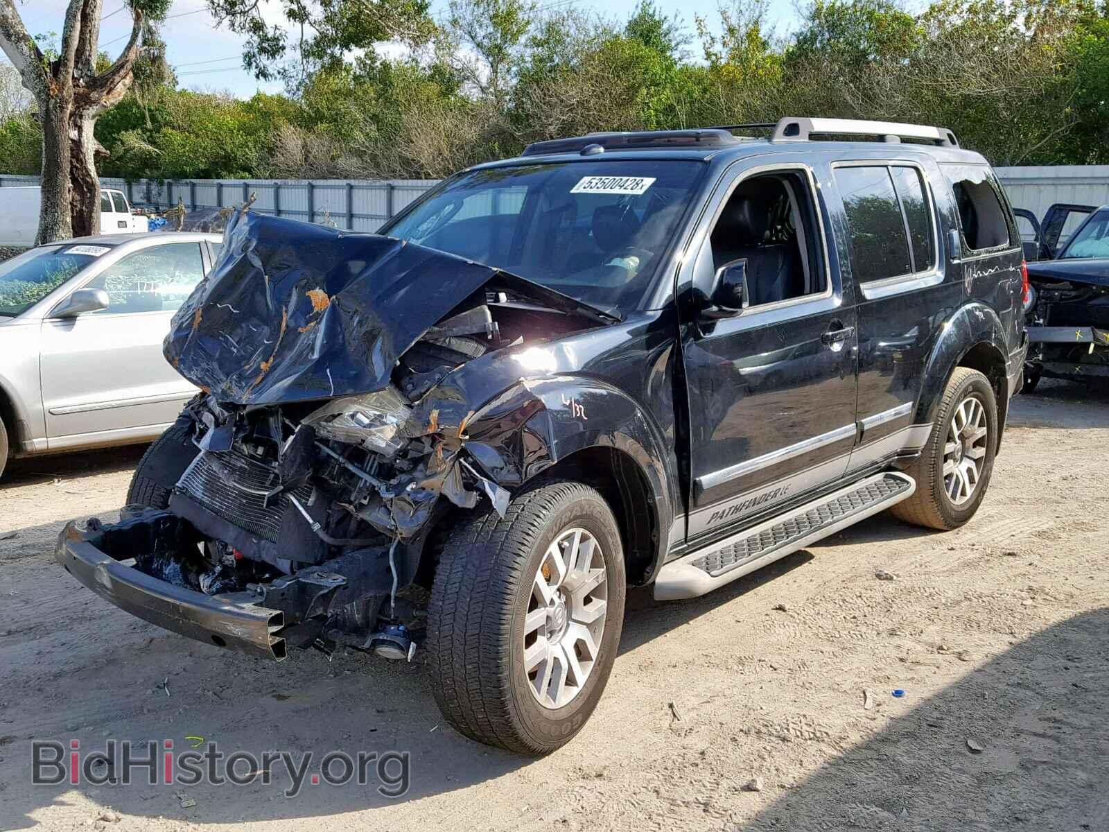 2011 NISSAN PATHFINDER - VIN: 5N1AR1NN9BC634120 - Фото 2