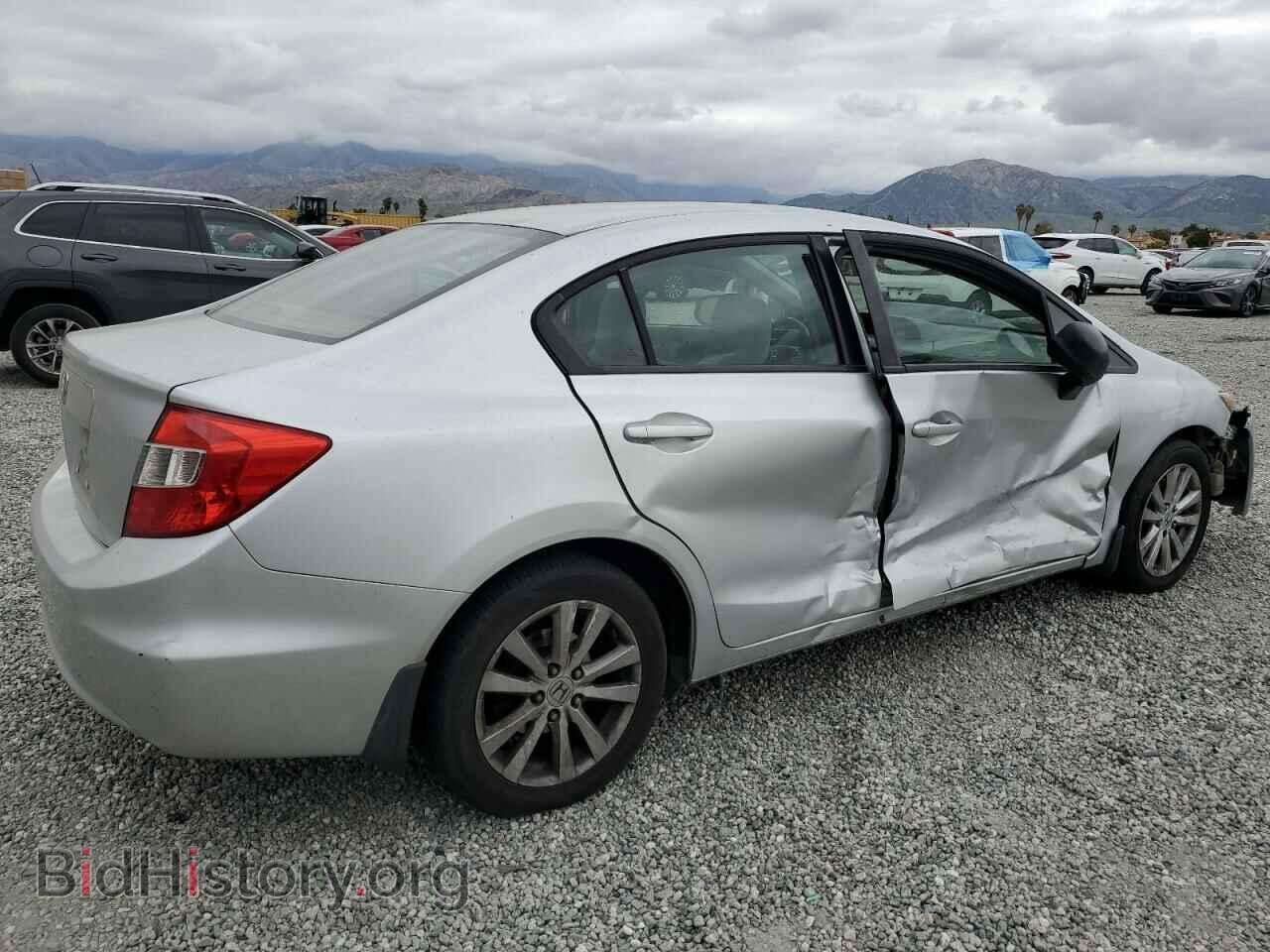 2012 HONDA CIVIC - VIN: 2HGFB2F85CH304326 - Фото 3