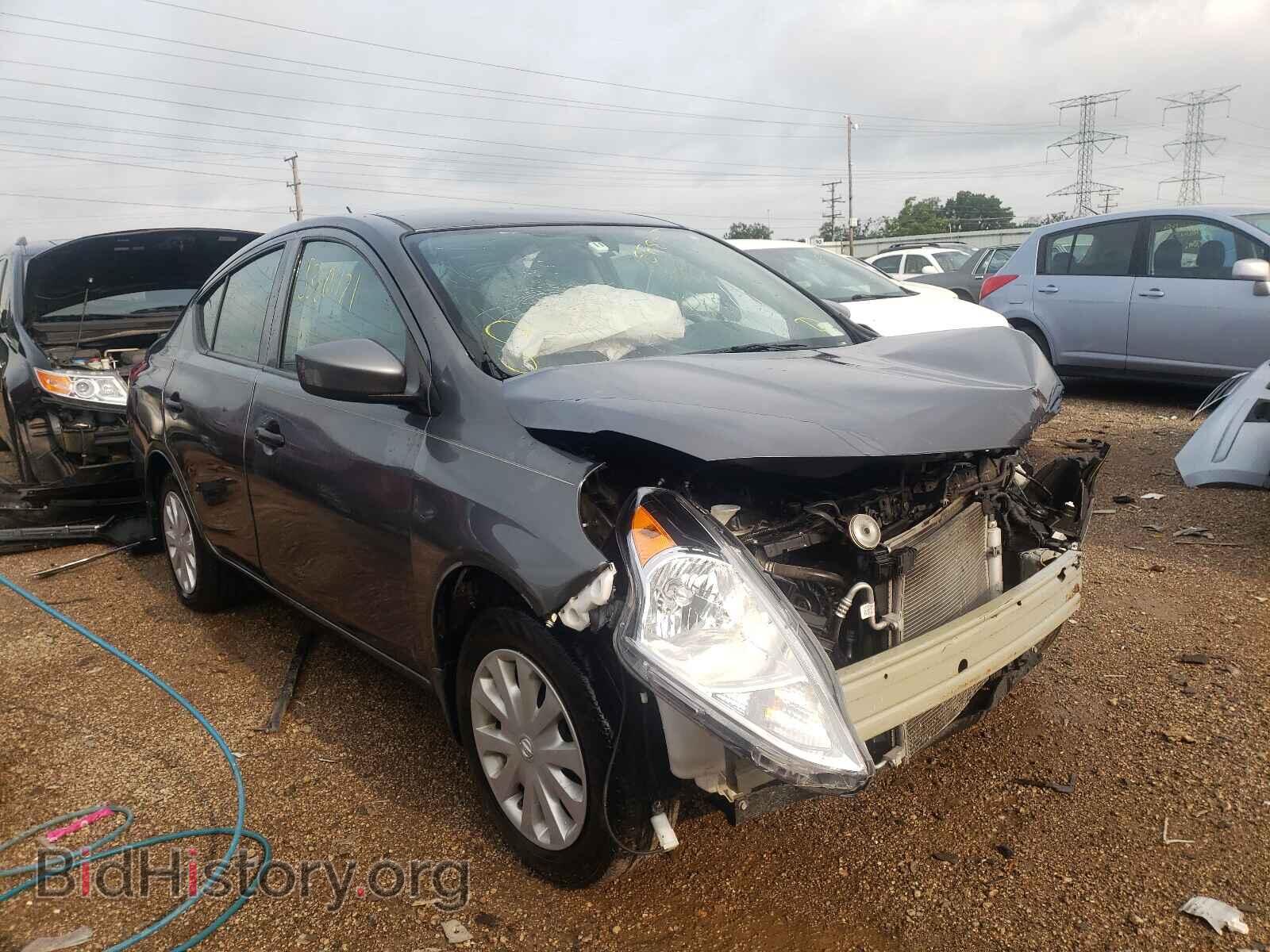 Photo 3N1CN7AP4JL811214 - NISSAN VERSA 2018