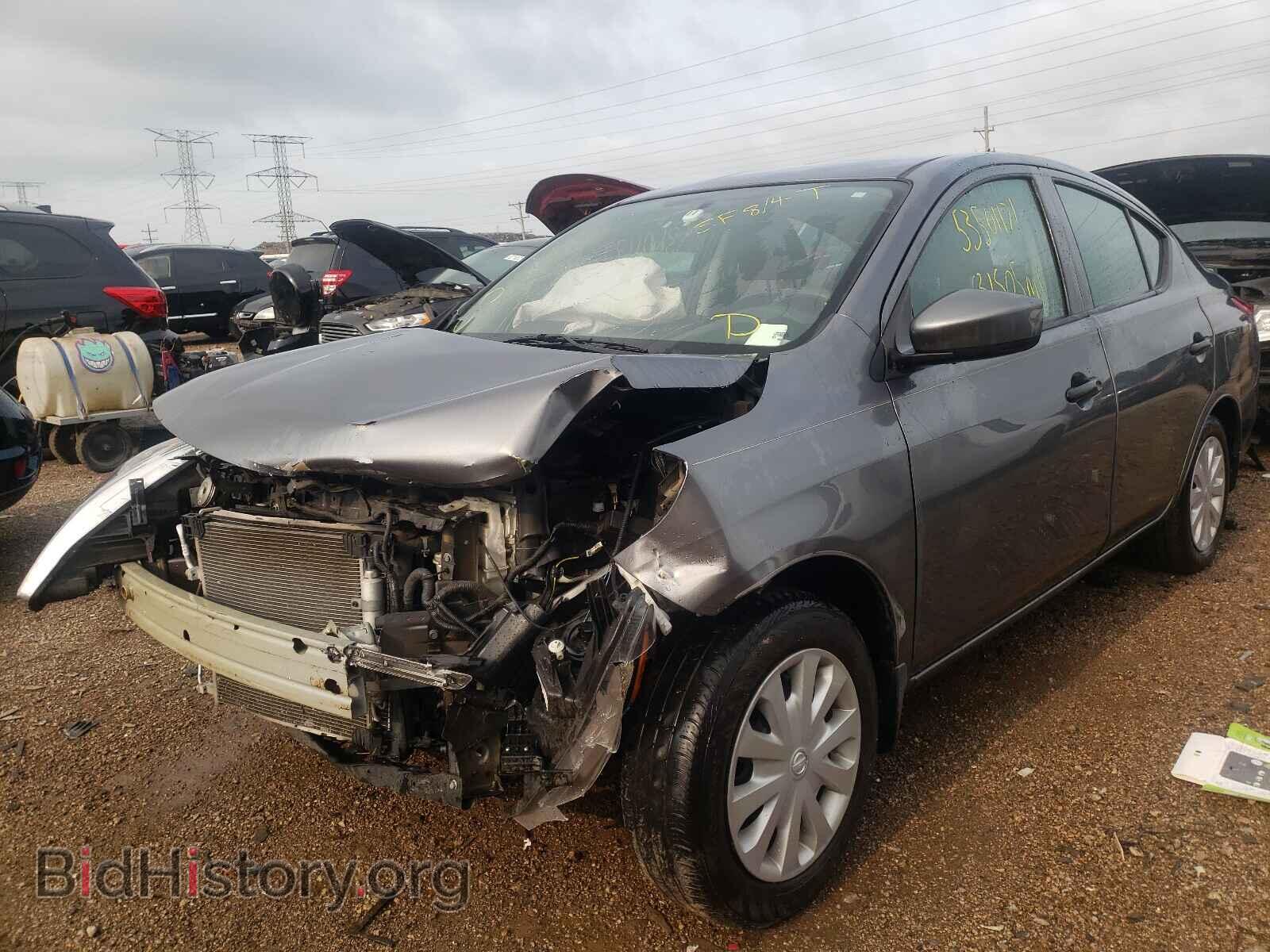 2018 NISSAN VERSA - VIN: 3N1CN7AP4JL811214 - Фото 2