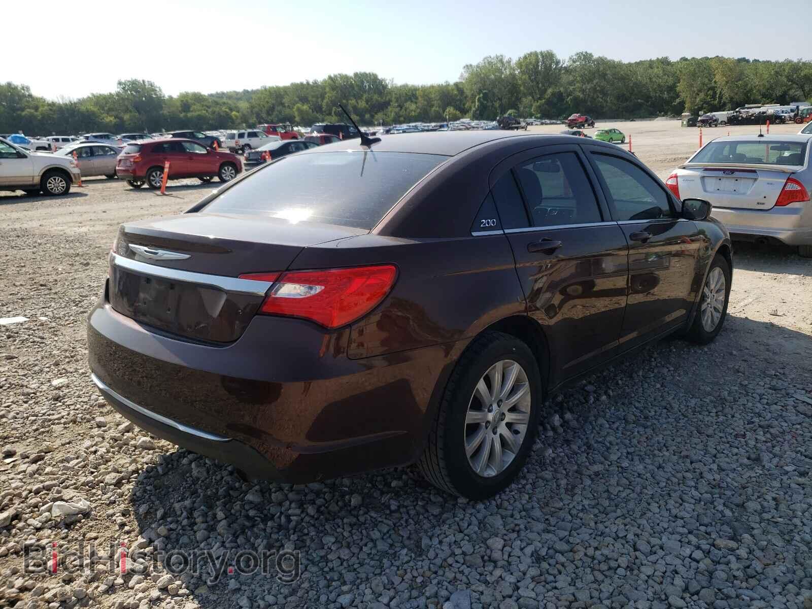 2013 CHRYSLER 200 - VIN: 1C3CCBBB1DN545717 - Фото 4
