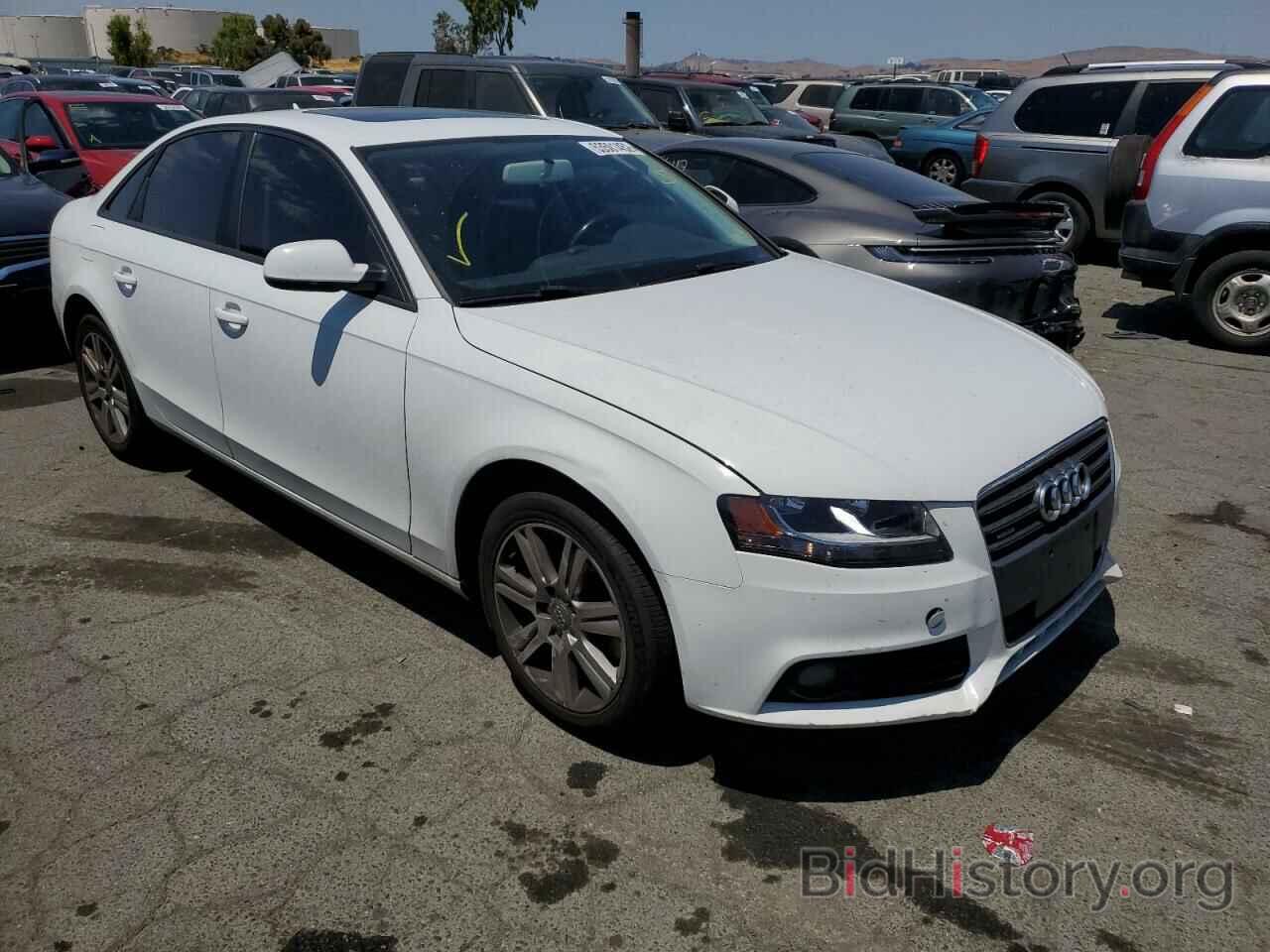 Photo WAUBFAFL5BN026532 - AUDI A4 2011