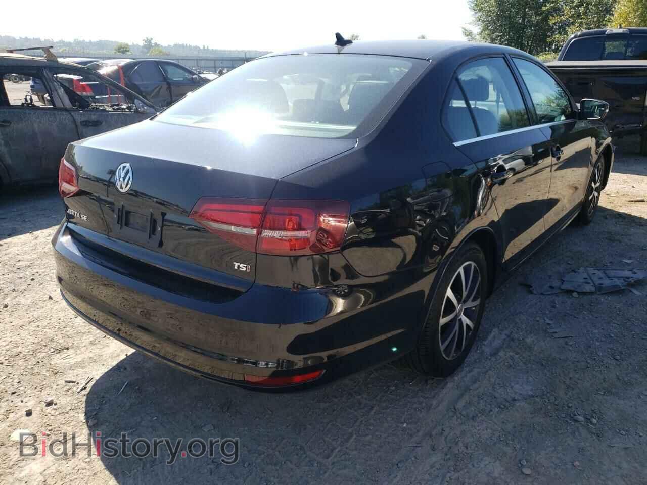 2017 VOLKSWAGEN JETTA - VIN: 3VWDB7AJ0HM289589 - Фото 4